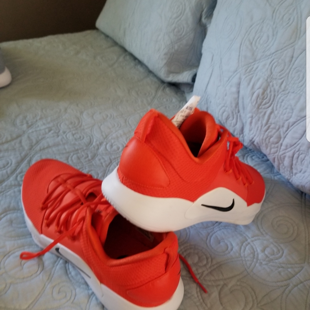 Shoe
